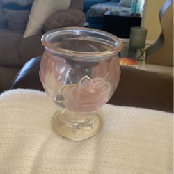Beautiful  Glass Vase With Pink Roses