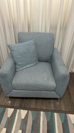 Accent chair