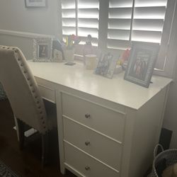 White Solid Wood Desk