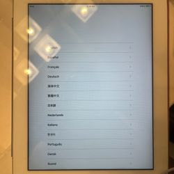 iPad 2nd Generation With Cover/stand
