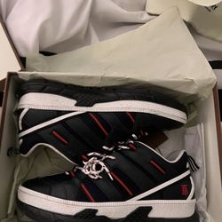 Burberry shoes 