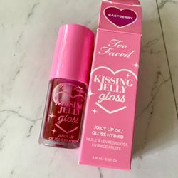 New TOO FACED Kissing Jelly Gloss Juicy Lip Oil – Raspberry – 0.15oz 