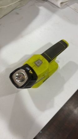 18v  ryobi flashlight $15
