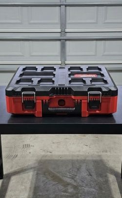 NEW Milwaukee Packout Case