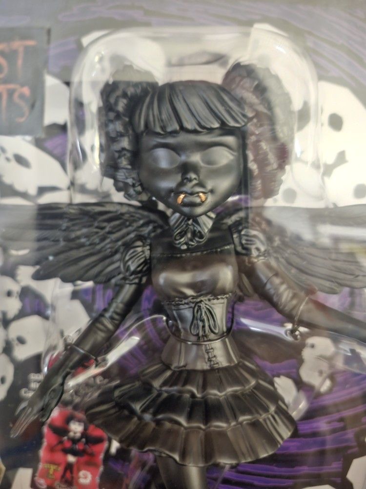 BEGOTHS COLLECTIBLE FIGURE " Angelica Noir "