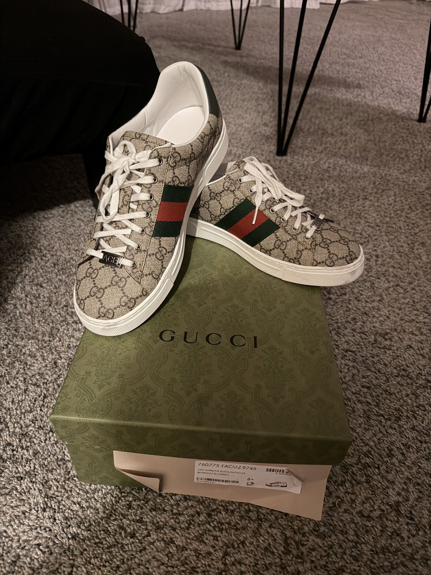 Gucci Ace GG Supreme Sneakers (Authentic) – Size 8.5
