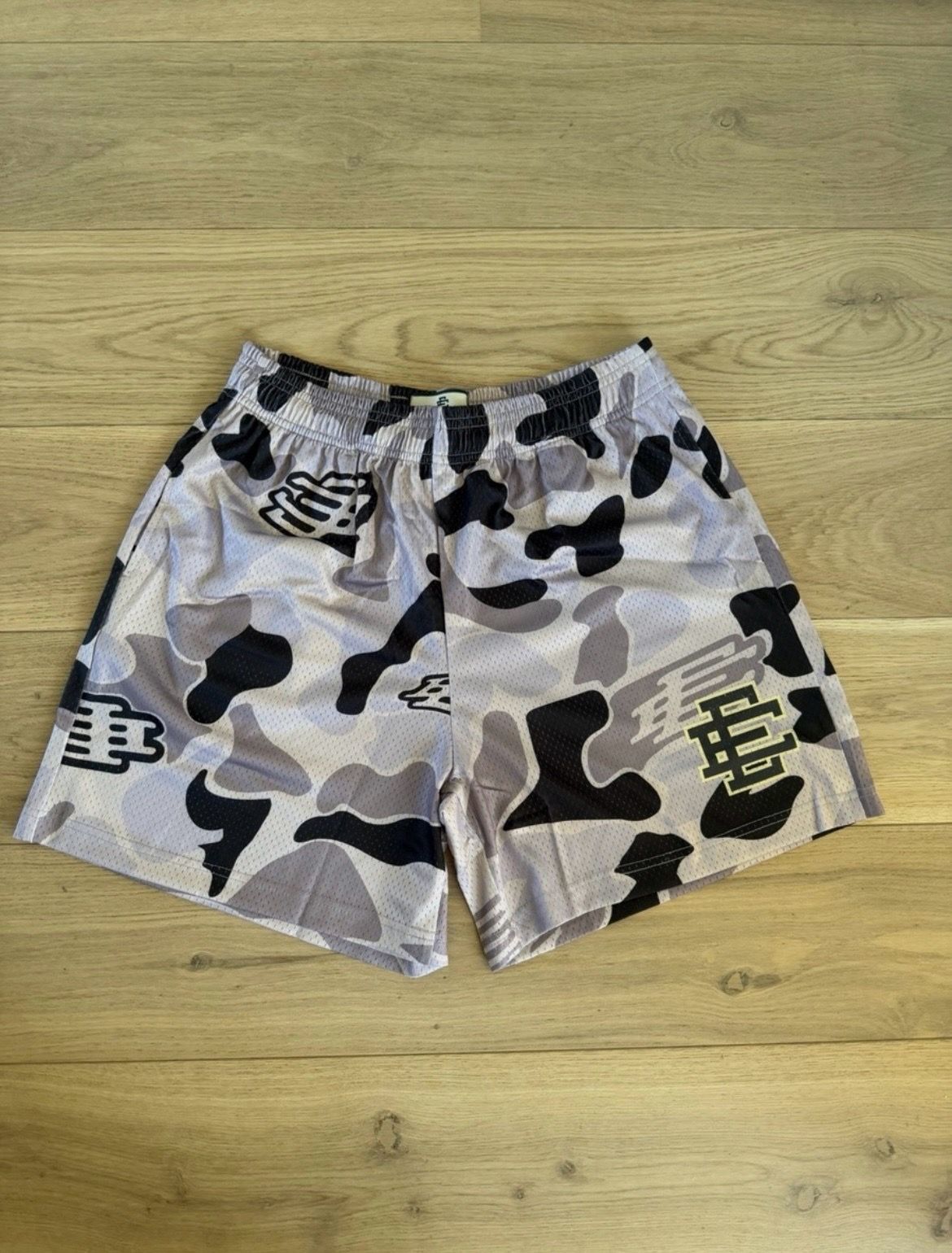 Eric Emanuel Camo Shorts Brand new Size Large