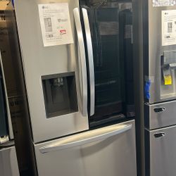 New LG InstaView 27cu.ft Counterdepth Refrigerator 