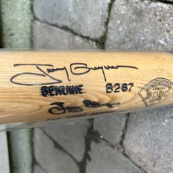 TONY GWYNN AUTOGRAPHED SLUGGER 3000TH HIT BAT PADRES /3000 - NO COA PAPERWORK