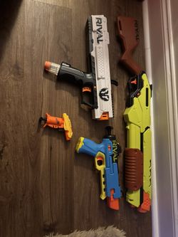 4 Toy Nerf Guns