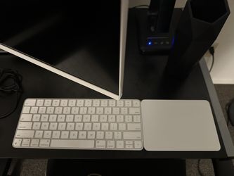 Apple Magic Keyboard And Trackpad