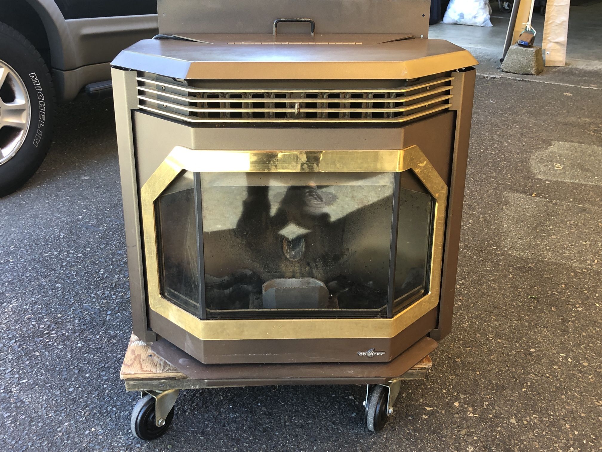 Country Pellet Stove Insert for Sale in WA OfferUp