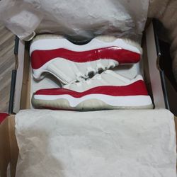 Air Jordan 11 Retro Low