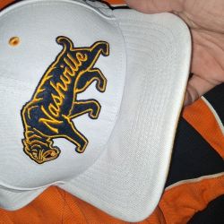 Snap Back Hat
