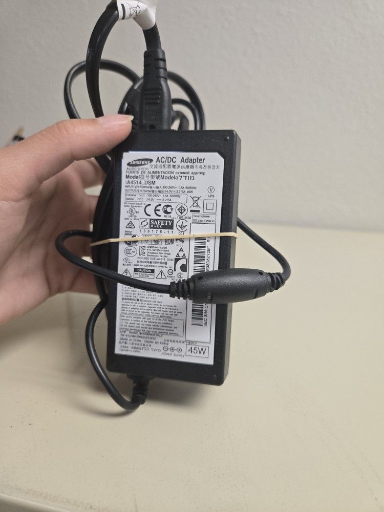 Samsung 45W Ac Adapter A4514_DSM supply Charger