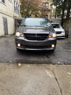 2015 Dodge Caravan 198 K 