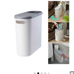 TRASH CAN