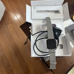 Fitbit Versa 2