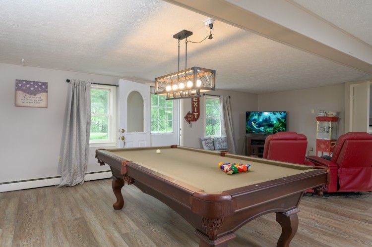 Olhausen 8 ft Pool Table