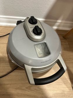 Breville Crispy Crust Pizza Maker (model BPZ600XL)-  brand new/no box