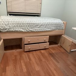 Twin Size Day Bed