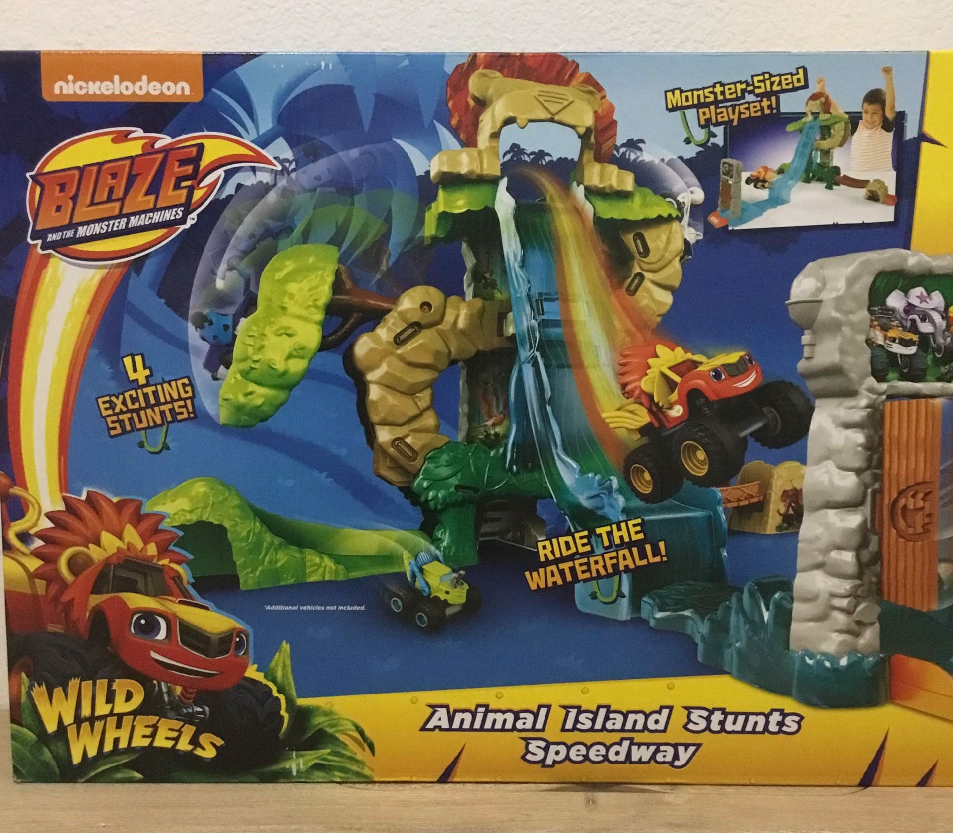 BLAZE AND THE MONSTER MACHINE ANIMAL ISLAND STUNTS SPEEDWAY NEW IN BOX for Sale in Brownsburg, IN - OfferUp BLAZE AND THE MONSTER MACHINE ANIMAL ISLAND STUNTS SPEEDWAY NEW IN BOX for Sale in Brownsburg, IN - OfferUp