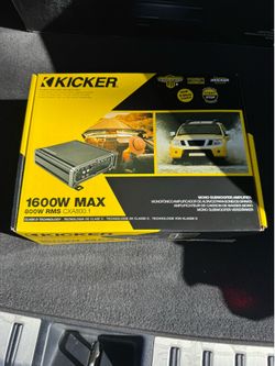 Kicker 800 watt amp