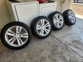 17 inch Rims&tires 5lug 5x114 Tires Like New!