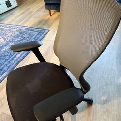 Staples ayalon chair