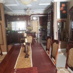 Dining Table Table With Eight Chairs Excellent Condition Leather Chair 