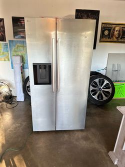 LG Stainless Steel Side-by-Side Refrigerator