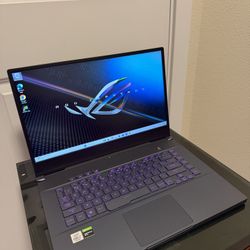 Asus Rog Zephyrus M15-Intel i7-10750H. Like New 