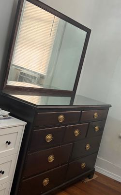 Dark Wood 9-Drawer Bedroom Dresser with Mirror ( Price negotiable)