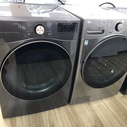 LG Washer And Dryer Set!!