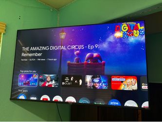 Hisense Roku 50” flatscreen TV + mount