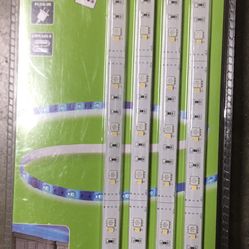 LED TAPE LIGHT W/REMOTE