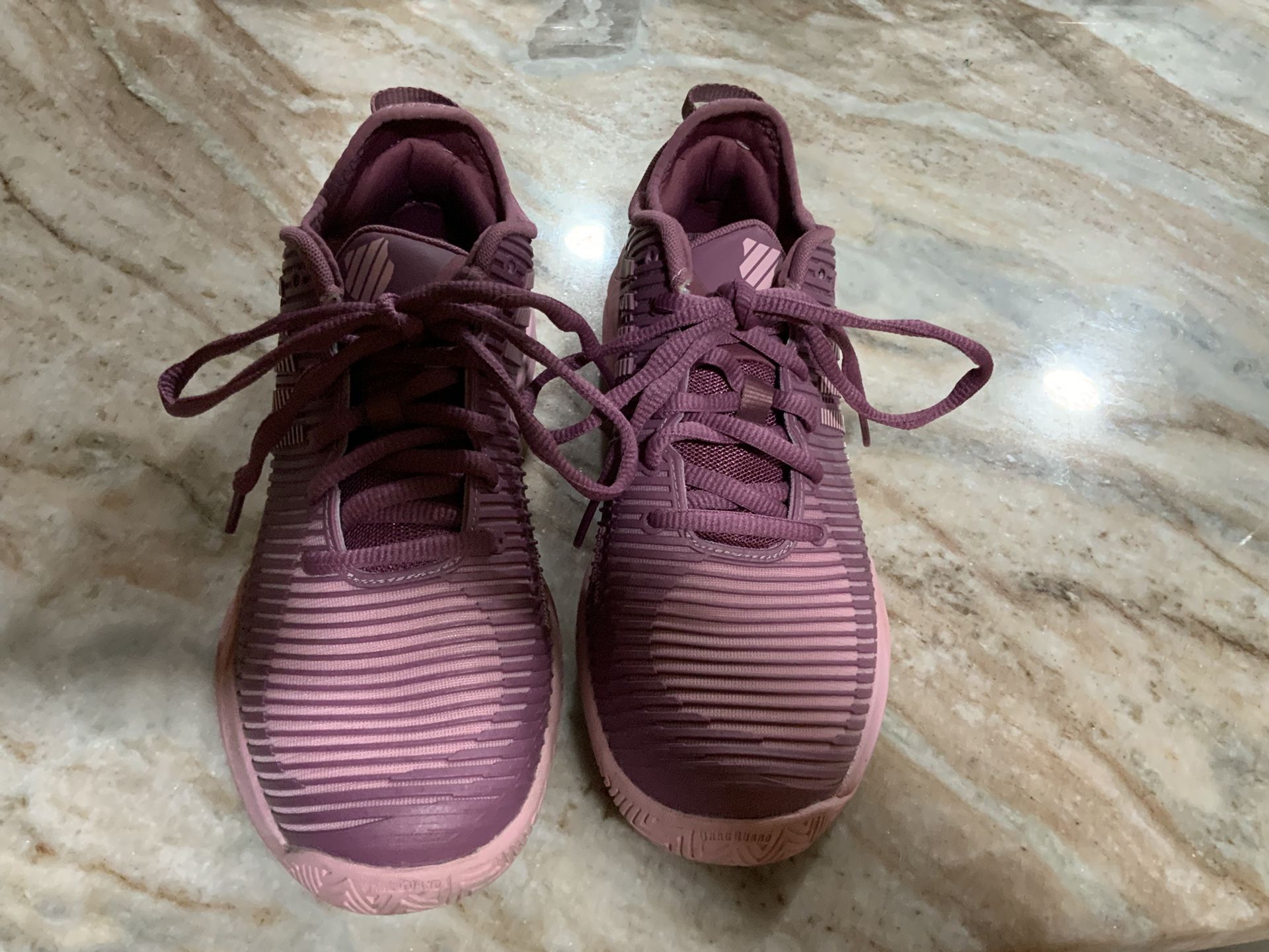 K-SWISS PICKLEBALL shoes Women’s Size 7.5 -worn once $20