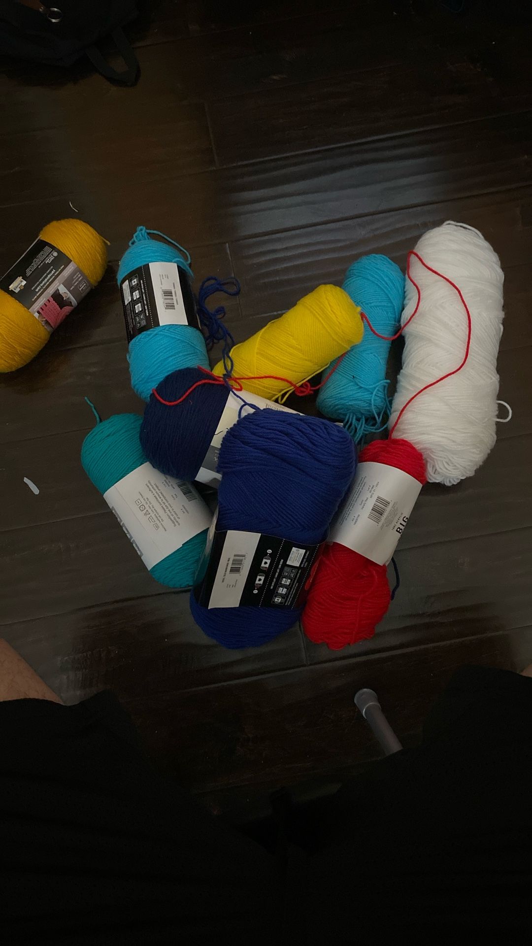 Acrylic Yarn All Type Of Colors