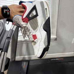 Jordan retro 4s what the 4s size 10.5 men