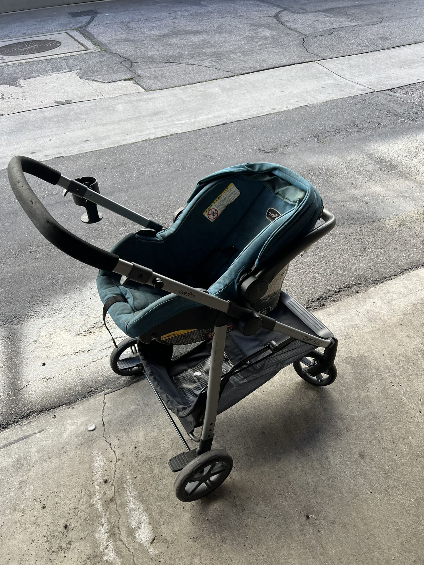 Stroller And Carseat / Carriola Y Portabebe