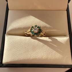 Vintage Ring  Gold Natural Diamond 