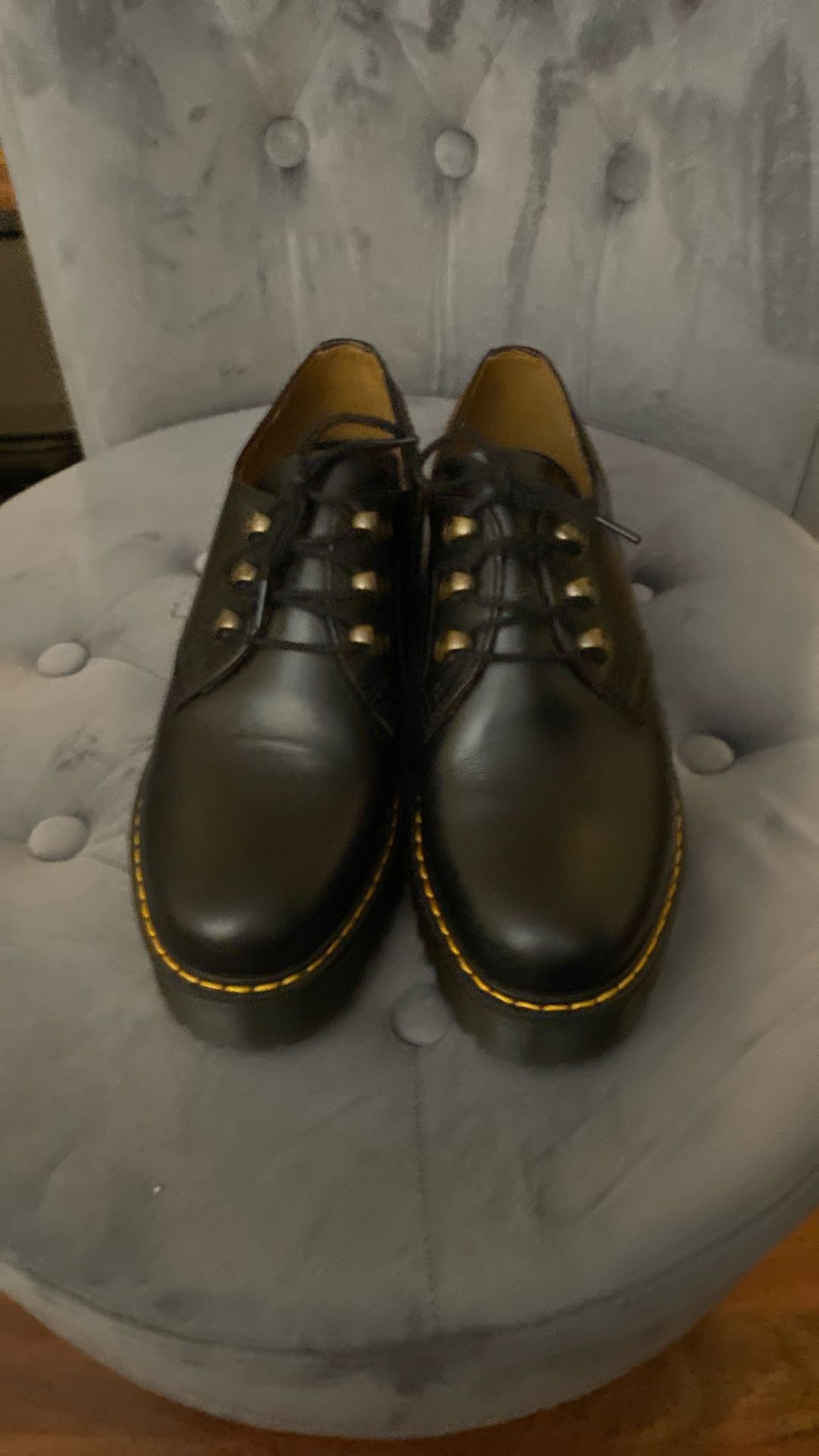 DR Martens Used Women 8053 Leather Platform Casual Shoes, Brand New $55