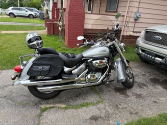 2002 Suzuki intruder 800