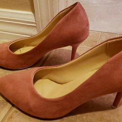 Suede mauve/light pink narrow heels
