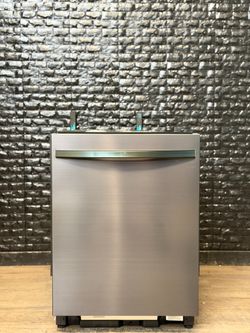 SAMSUNG DISHWASHER w/WARRANTY! R3211A