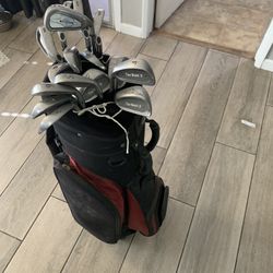 Adams golf bag, Callaway Steelhead P + 3-9, and Tour model II red-dot P + S + 4-9