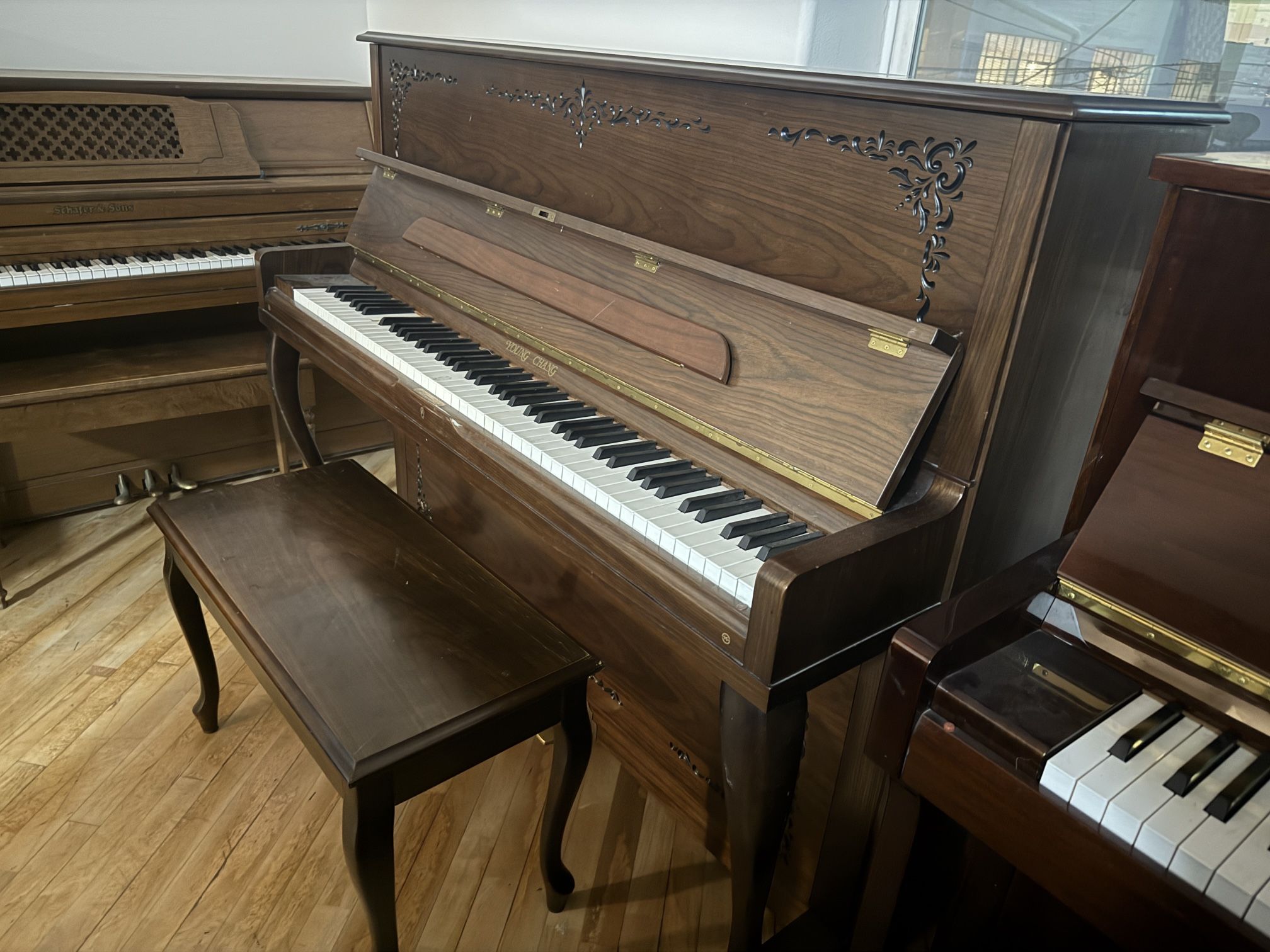 Samick Upright Piano (in Great Condition)