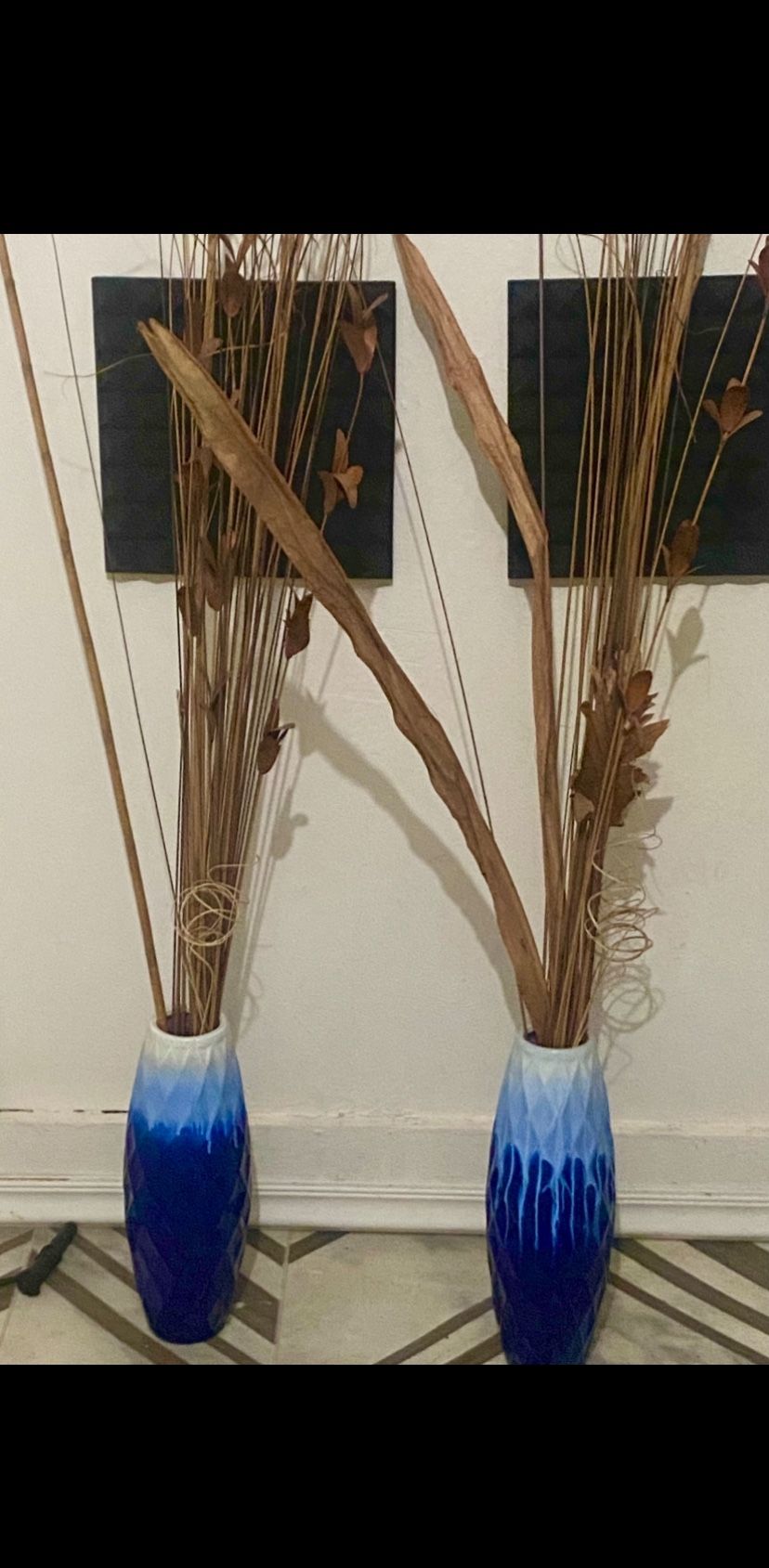 Set Of  Vases Decor Included