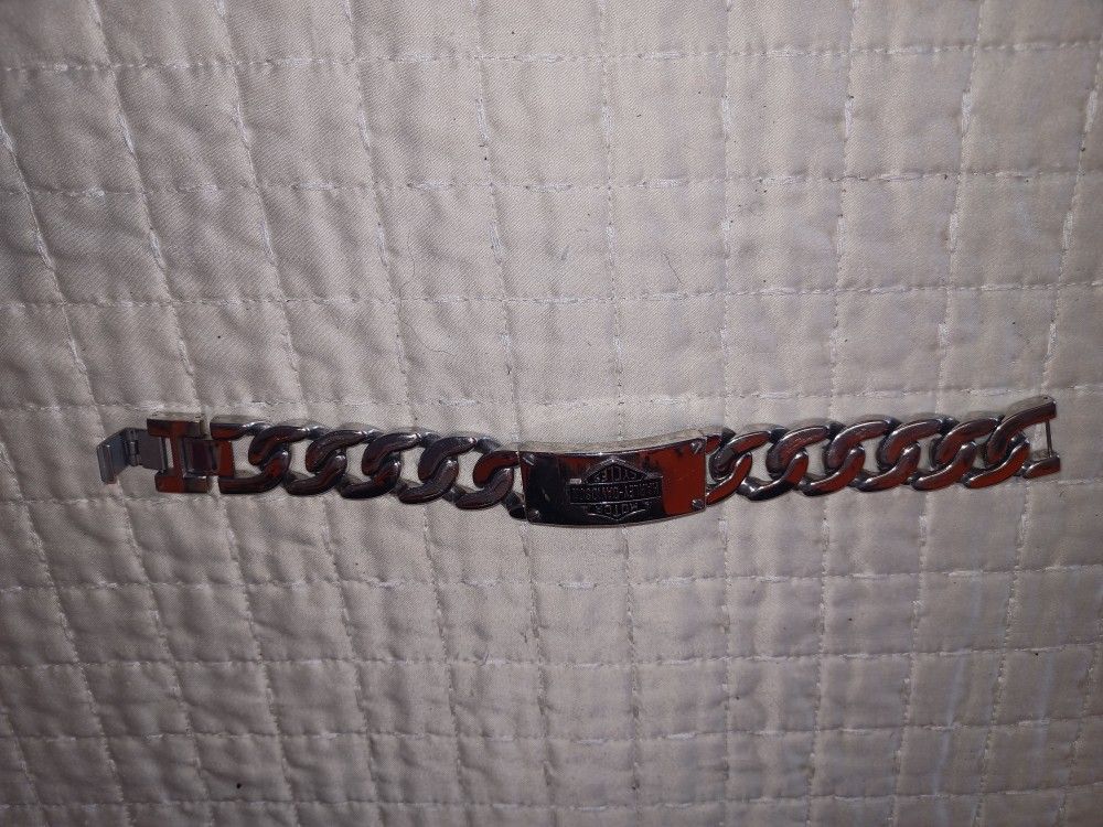 Used HD Silver Bracelet 