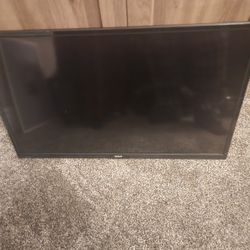 RCA 32" LED HDTV, works great!